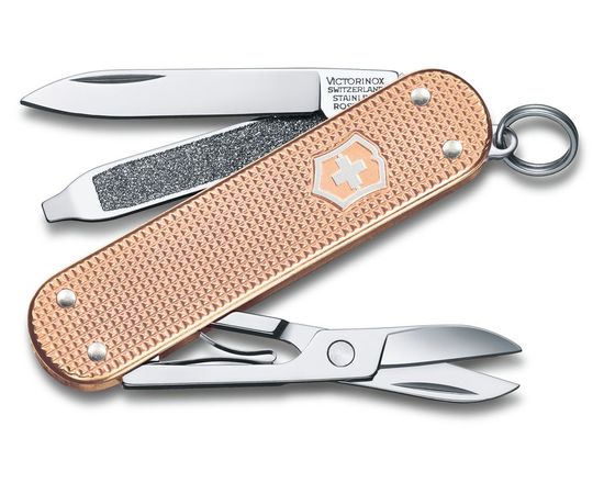  Нож перочинный Victorinox Classic Fresh Peach (0.6221.202G) 58мм 7функц. карт.коробка 